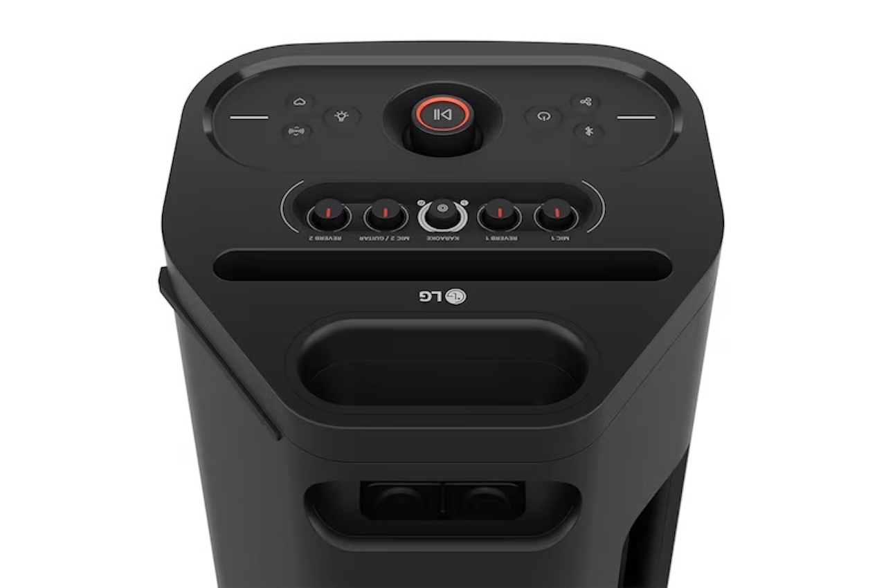 LG xboom Stage 501 Speaker