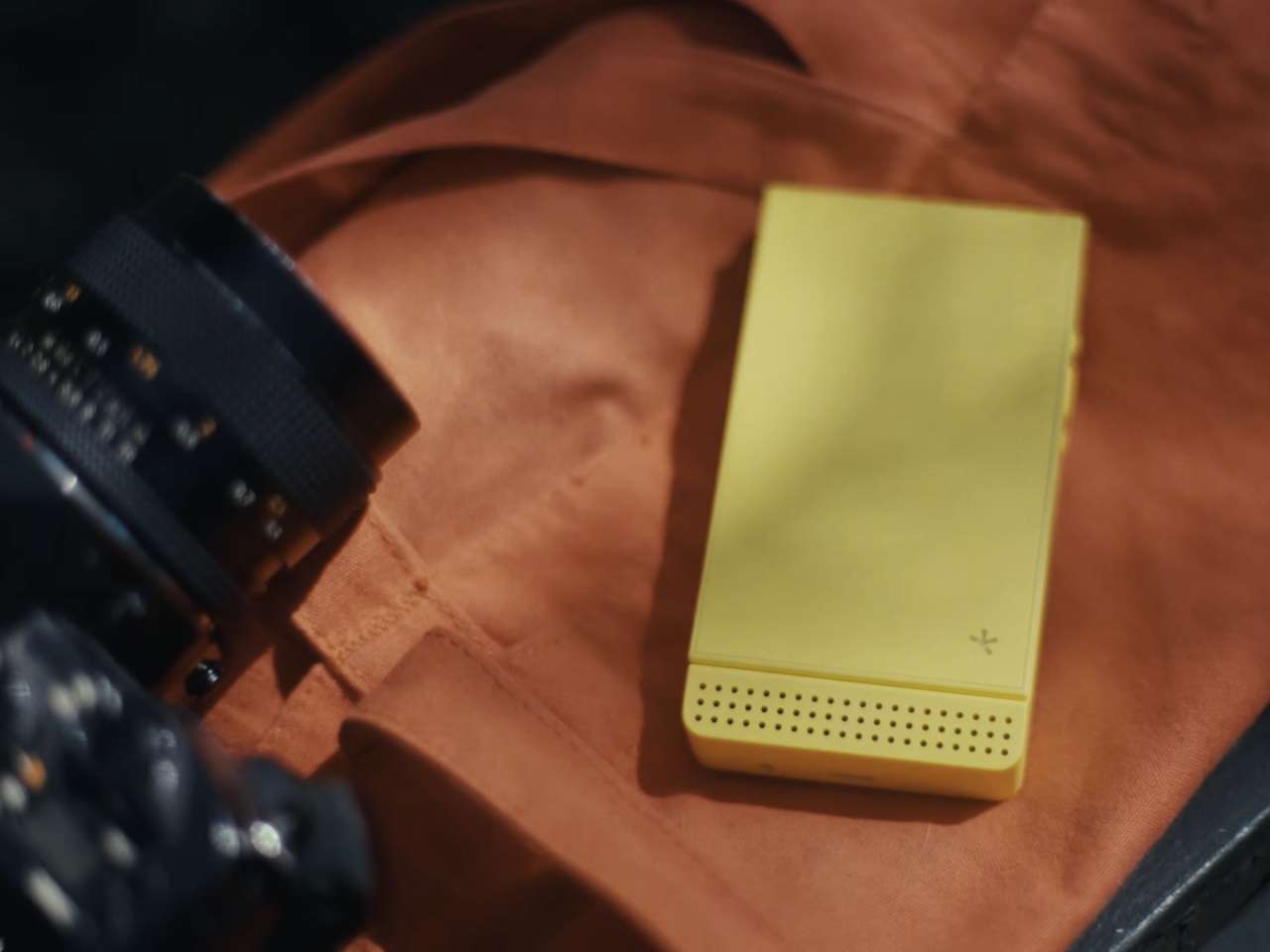 Light Flip Phone C