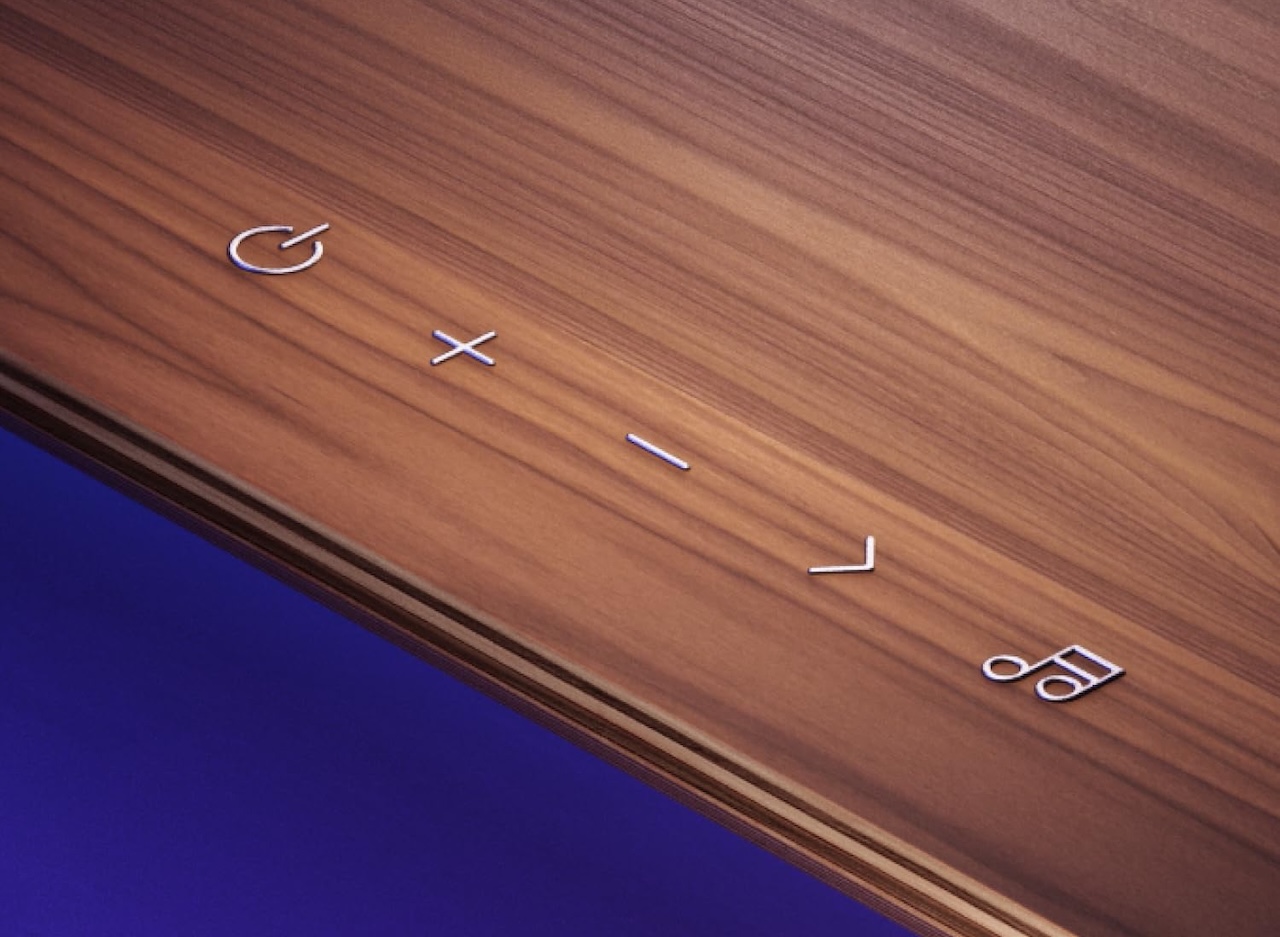 Nanoleaf Smart Monitor Stand Controls