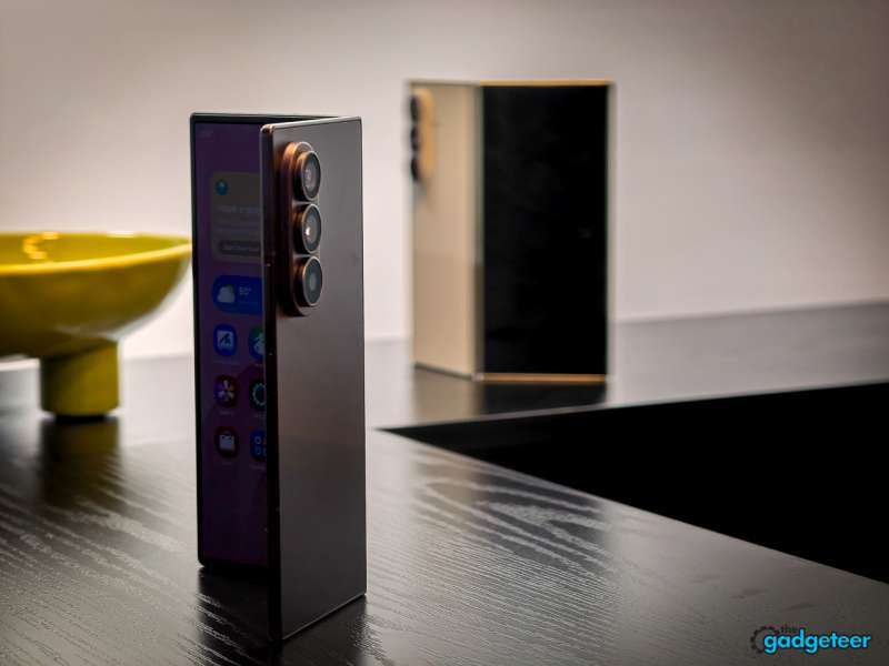 Samsung Fold8 Ultra tg 270