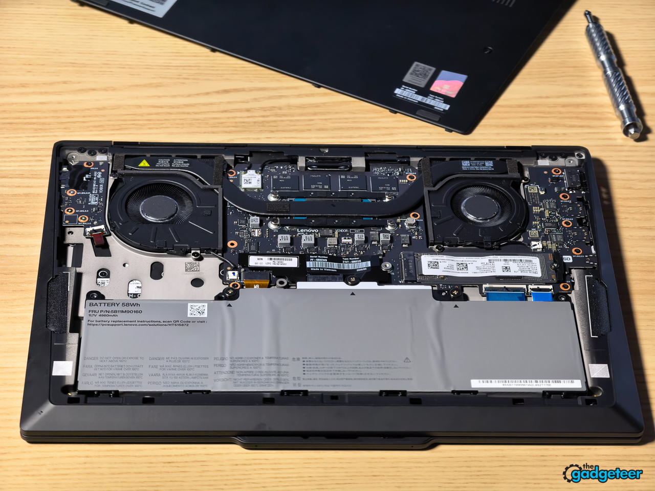 ThinkPad X1 Carbon Gen 14 review 225
