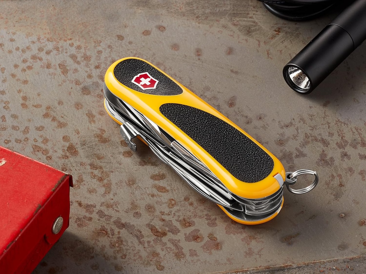 Victorinox Evolution S18 Grip Swiss Army Knife Release