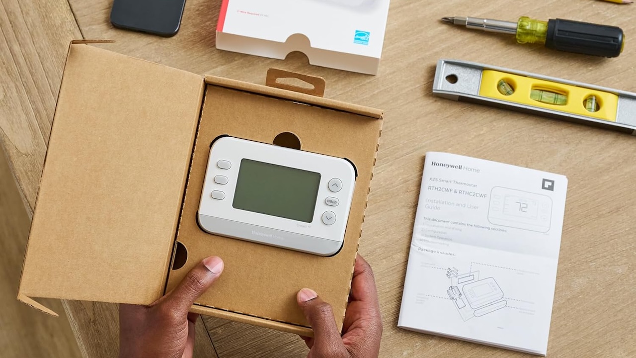 5 Smart Thermostat Deals Worth Buying Before Fall 2