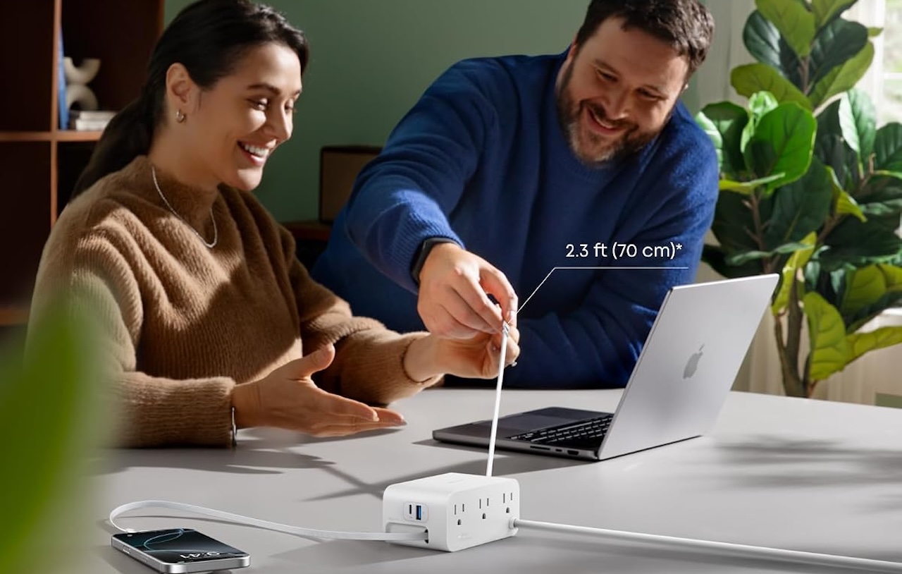 Anker Nano 7-in-1 100W Charging Station