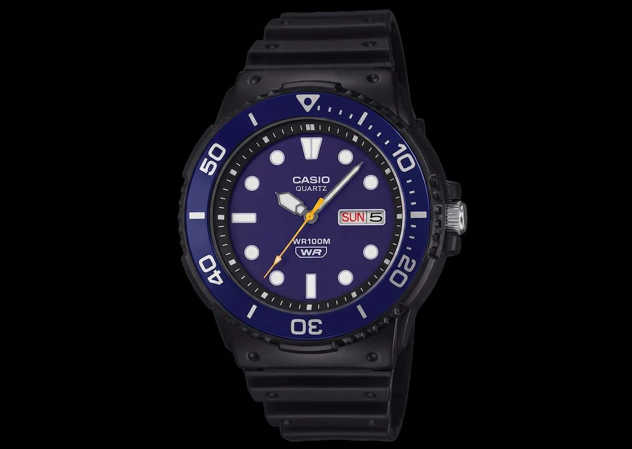 Casio MRW-230H Series Blue