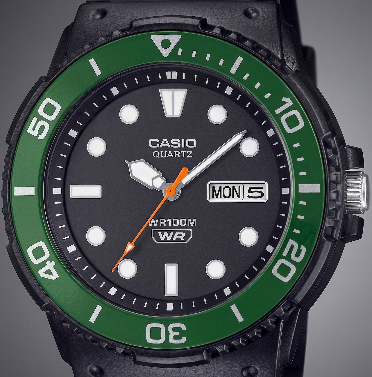 Casio MRW-230H Series Green