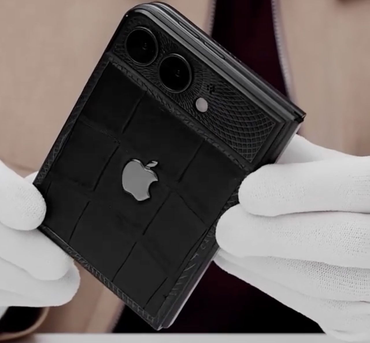 Caviar Custom iPhone Ultra