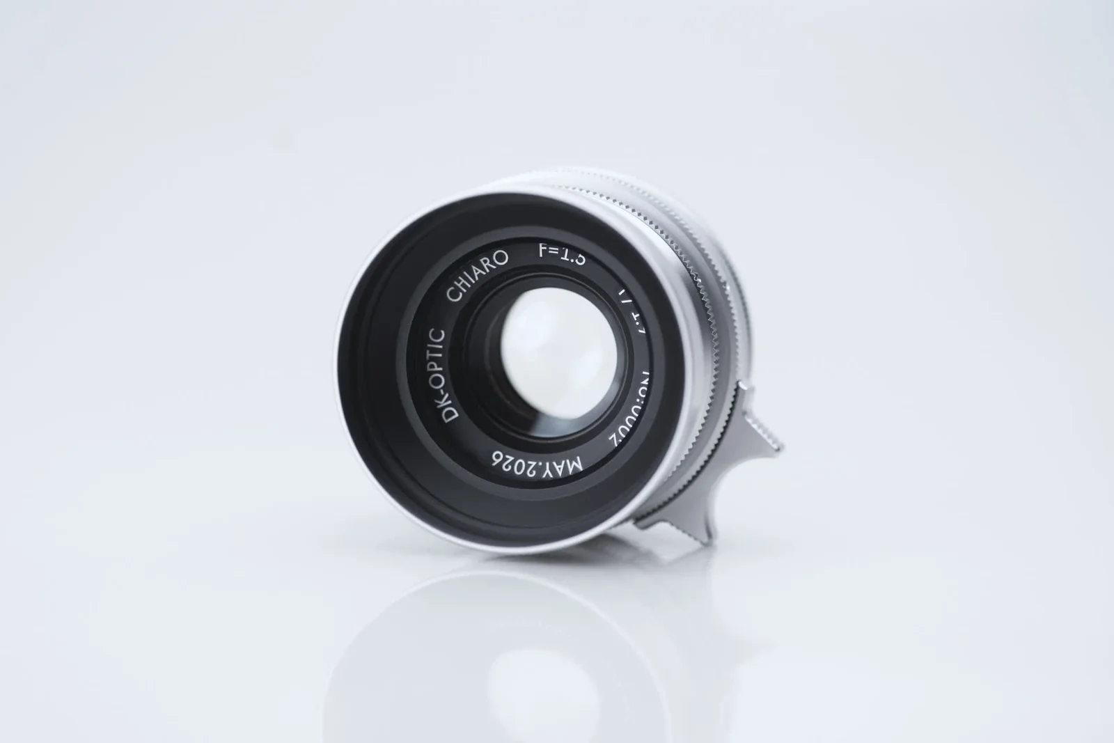 DK-Optic Chiaro 1.5-inch(38mm) f:1.9