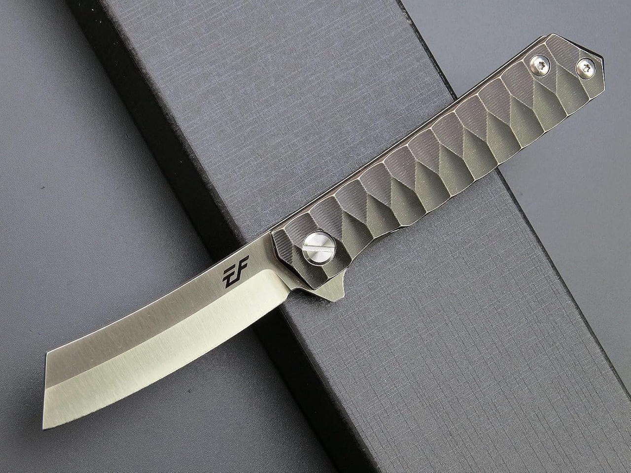 Eafengrow EF97 Pocket Knife Demo