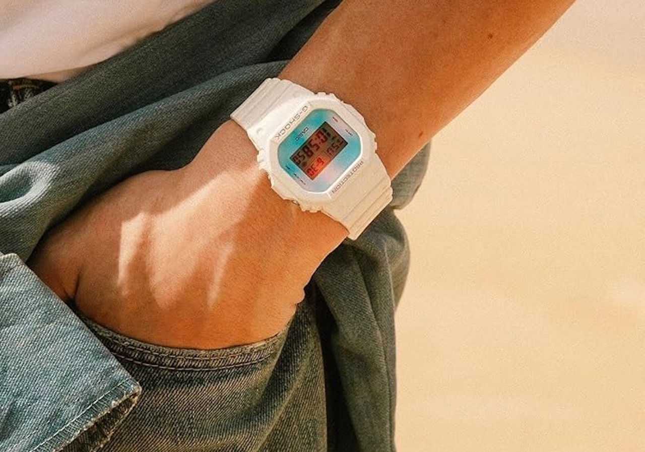 G-Shock Casio 5600 Series Alarm Quartz Digital Watch DW-5600TL-7