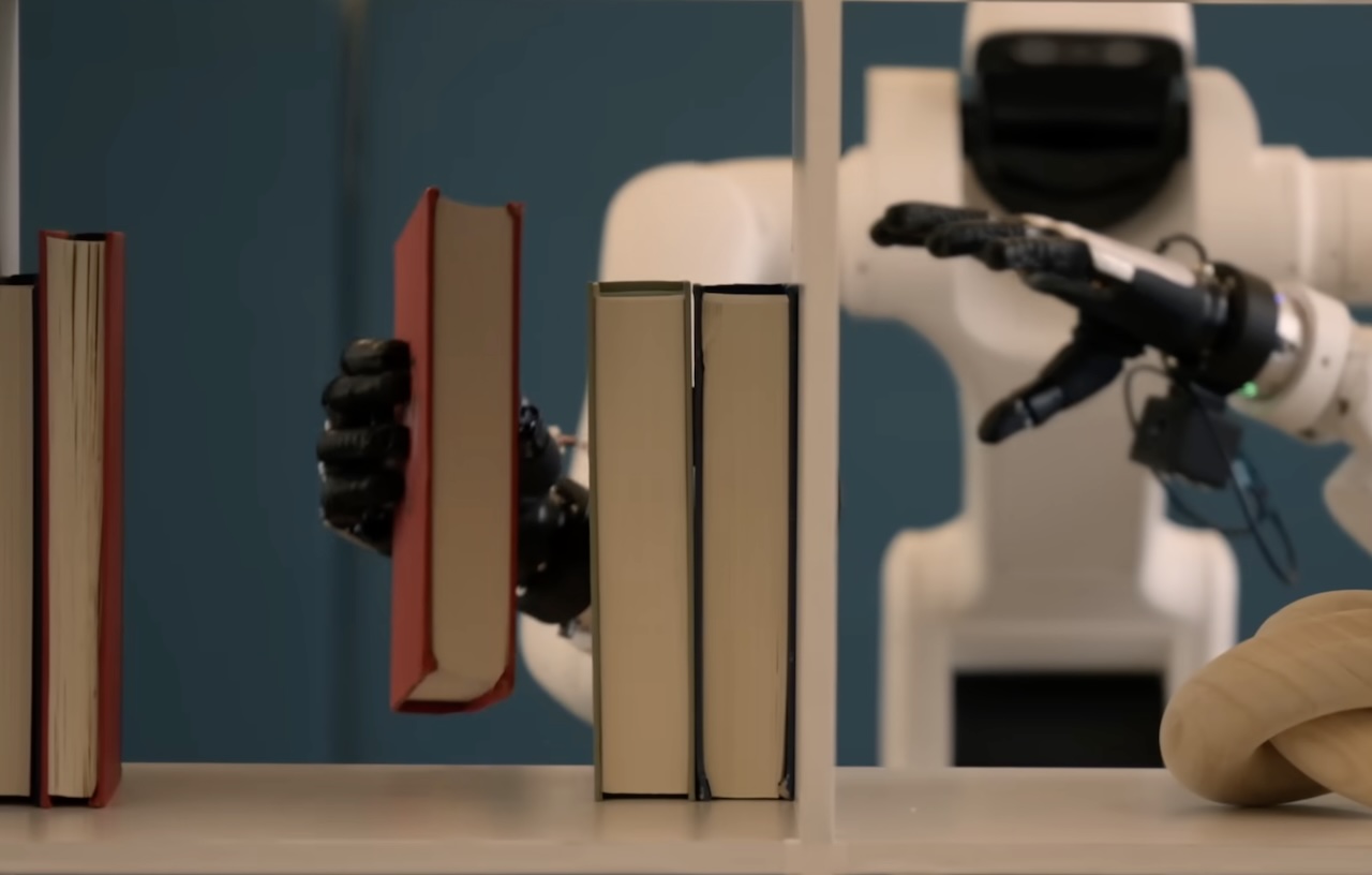Gemini Robotics ER 2