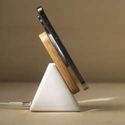 Modhaus Upright MagSafe Stand