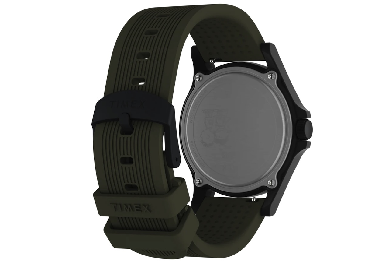 Peanuts x Timex Expedition Acadia 3
