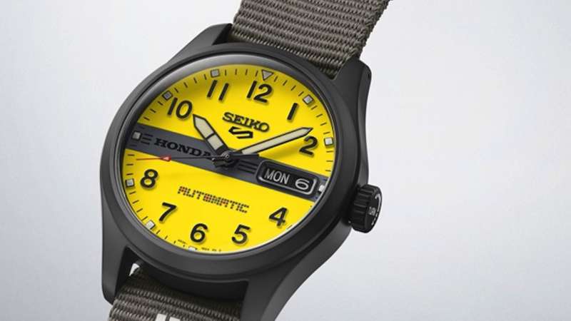 Seiko 5 Motocompo Limited Edition Cover