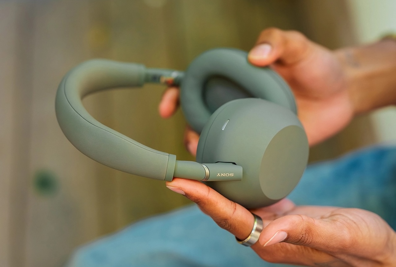 Sony WH-1000XM6 Olive Gray Release