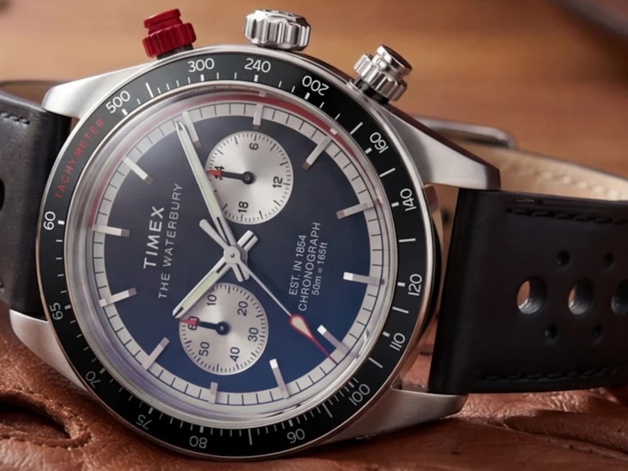 Timex Waterbury Heritage Chronograph 39mm Leather Strap Watch Hands On