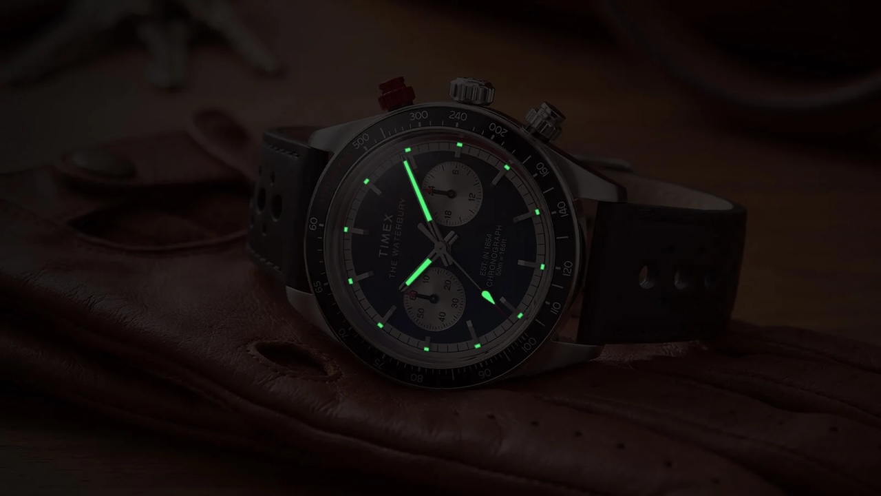 Timex Waterbury Heritage Chronograph 39mm Leather Strap Watch Review