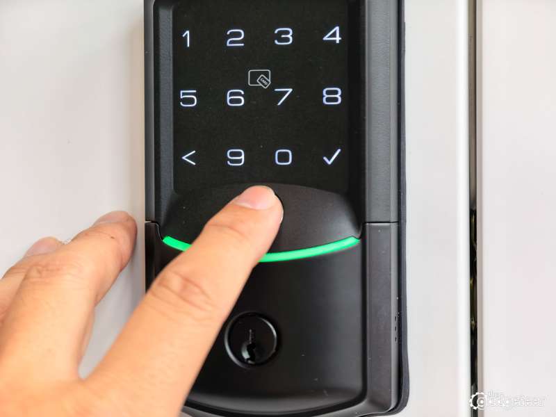 Veise VE027 H Wi Fi Fingerprint Smart Deadbolt Lock with Handleset 1883