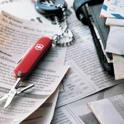 Victorinox Classic SD Review
