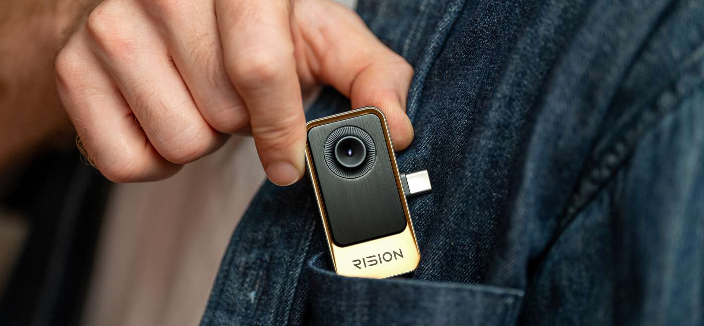 Phone attachment versus standalone thermal camera