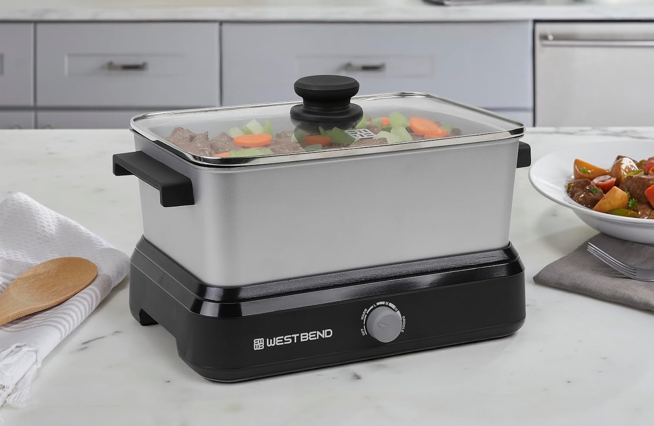 West Bend Versatility Slow Cooker