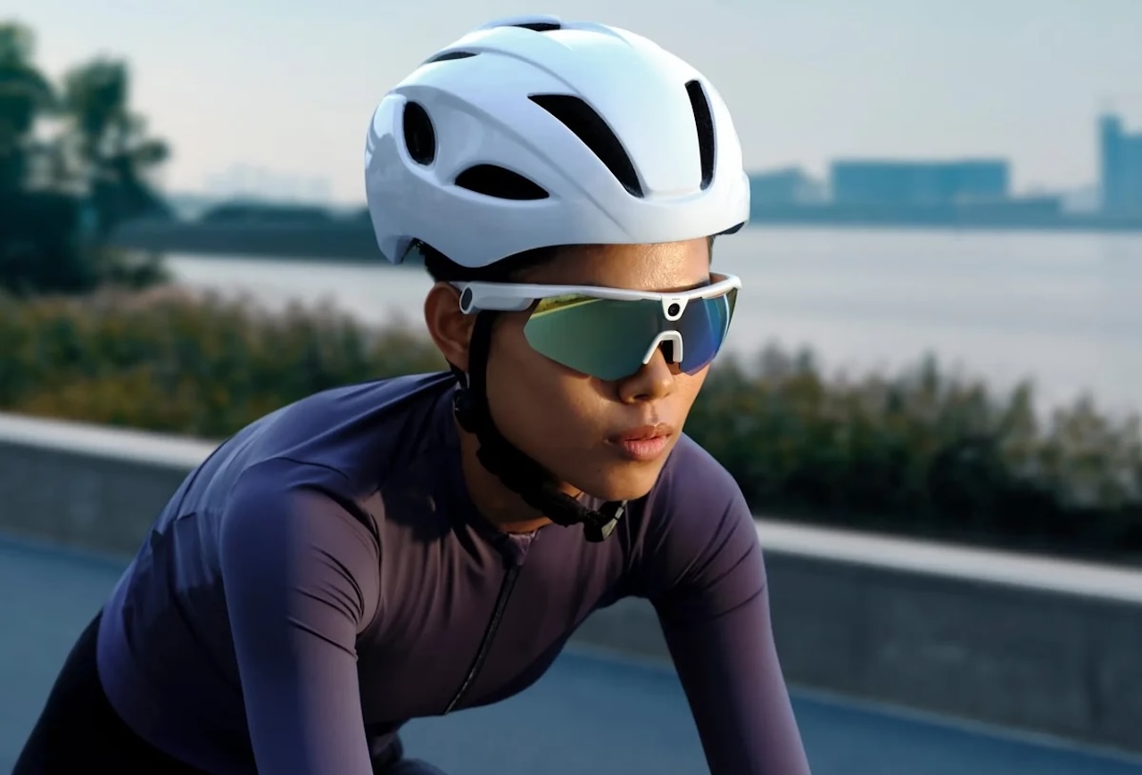 BleeqUp Rover Smart Glasses Concept
