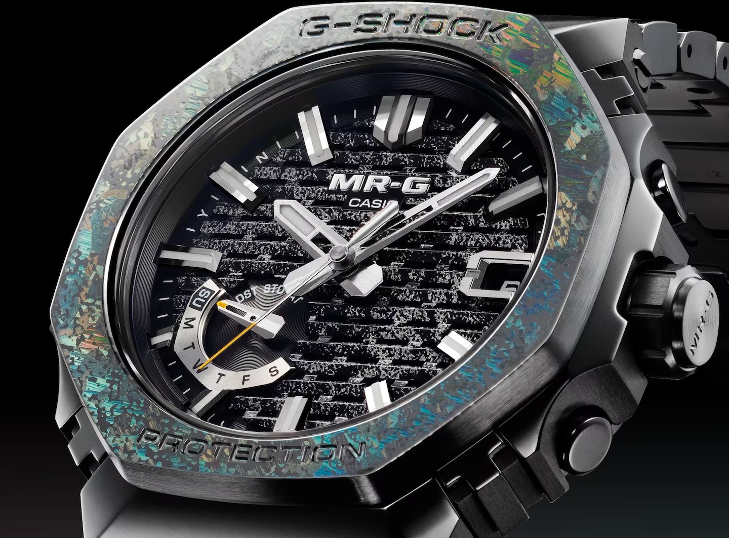 Casio MRG-B2100HR-1A