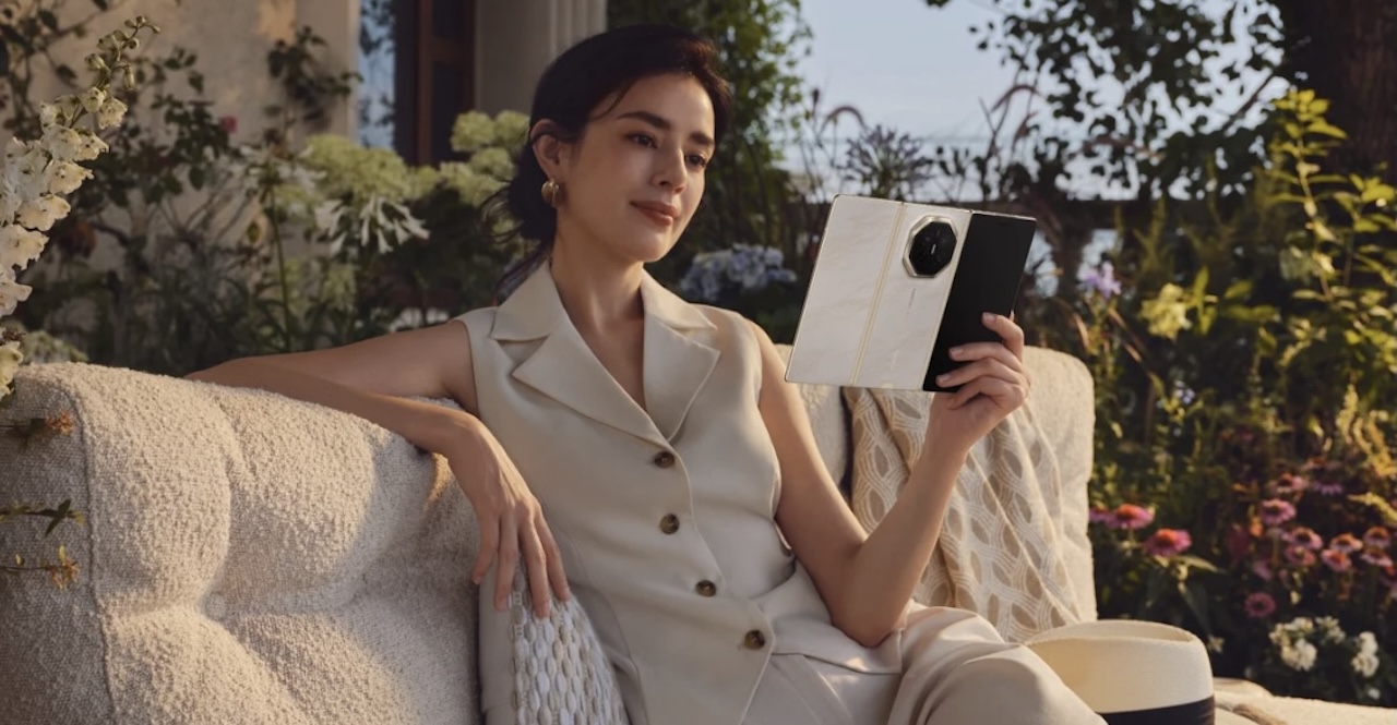 Huawei Mate XT 2