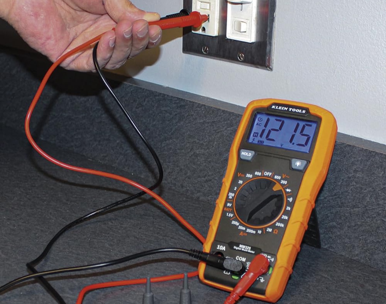 Klein Tools MM325 Digital Multimeter