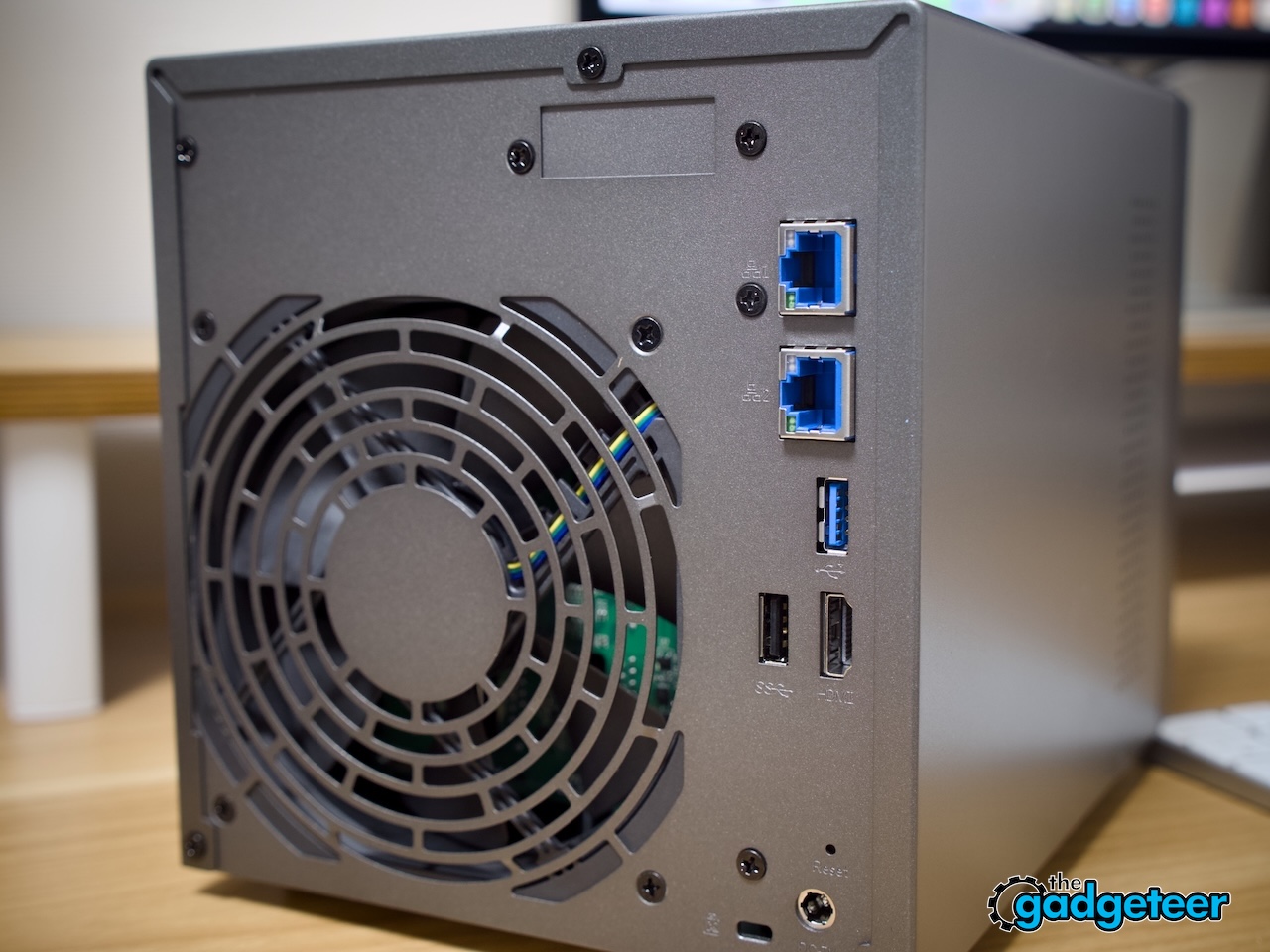 LOCKERSTOR 4 Gen2+ AS6704T v2 Review