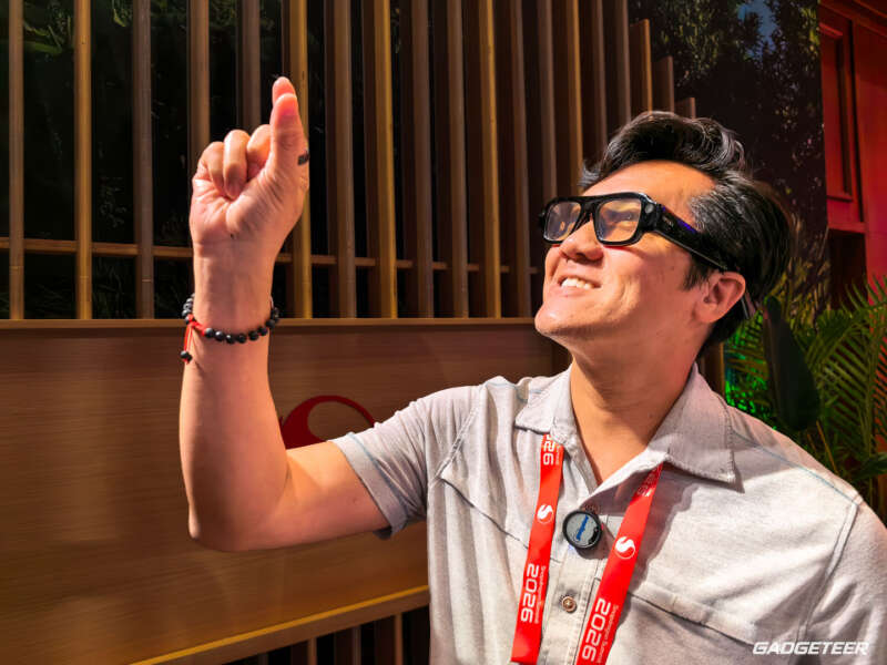 Vincent wearing Snap SPECS AR glasses and gesturing during a hands-on demo