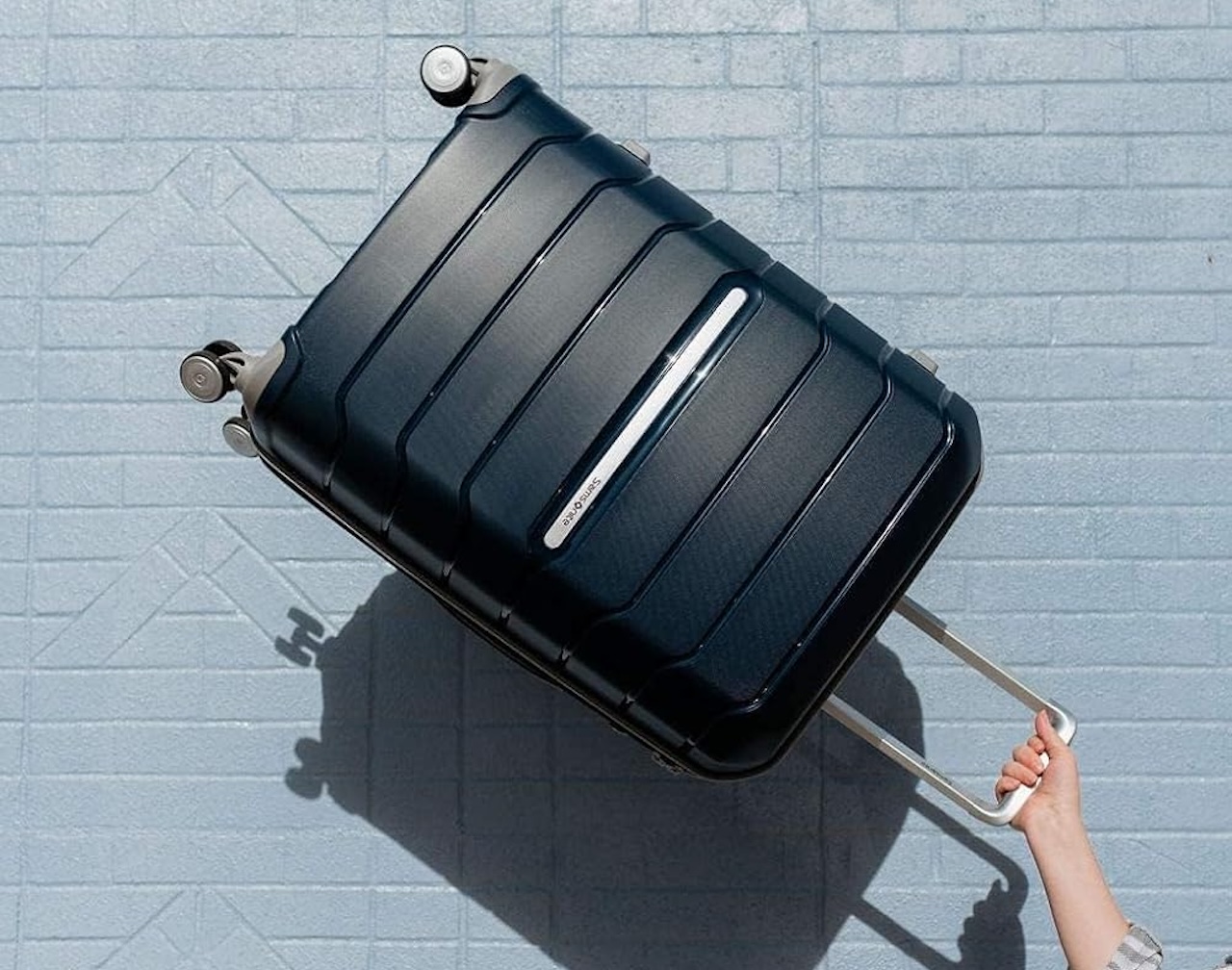 Samsonite Freeform Carry-On Spinner