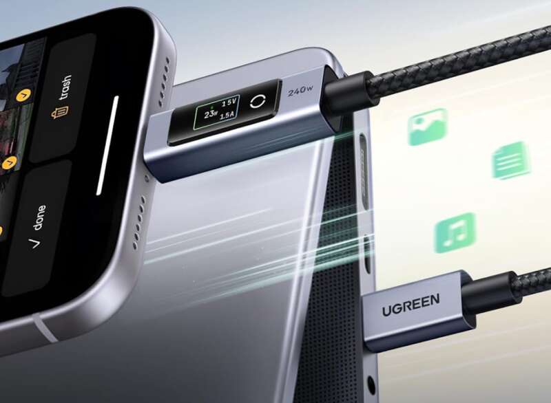 UGREEN Nexode 240W USB-C to USB-C Cable with TFT Smart Display