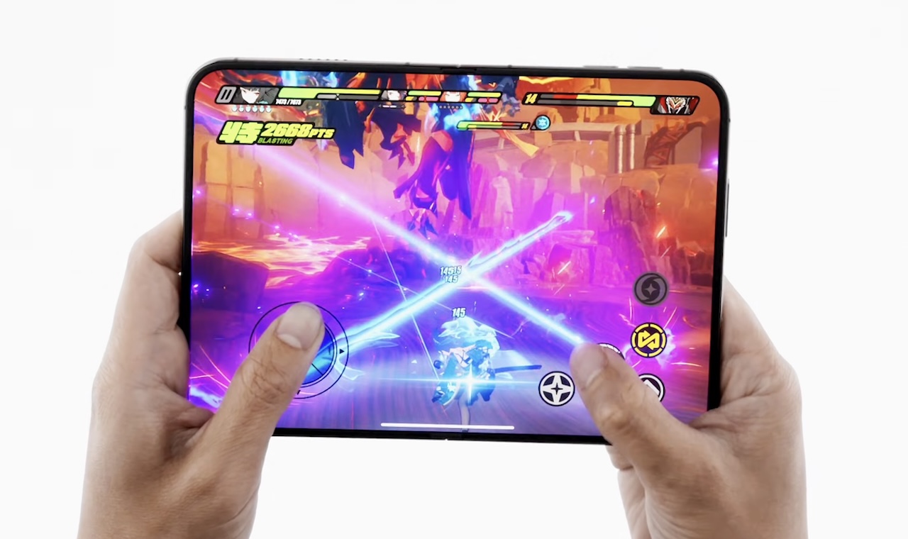 iPhone Duo Retro Gaming Handheld