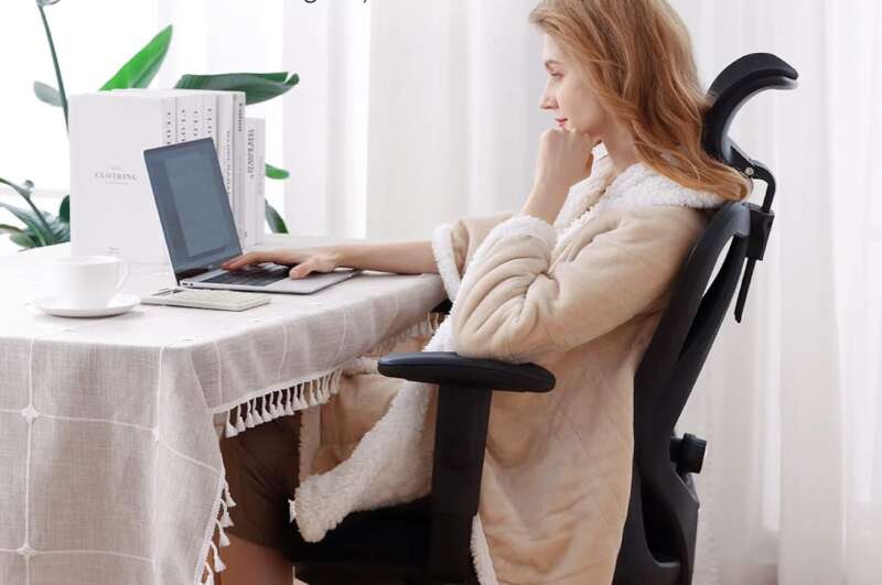 5 Heated Blankets for Staying Cozy Without Cranking Up the Thermostat