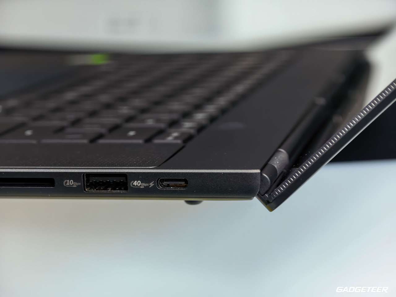 ASUS ProArt 094