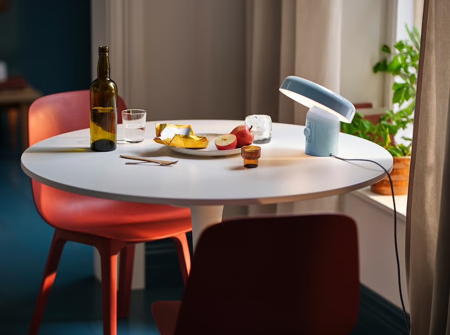 BLOMPRAKT Bluetooth speaker lamp blue
