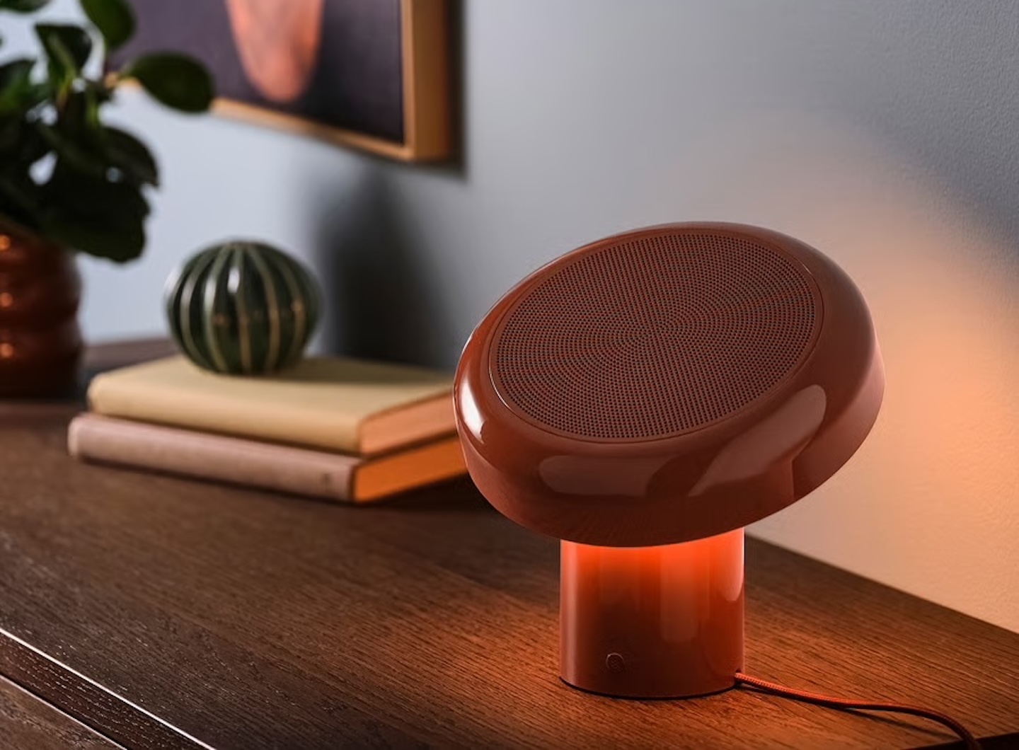 BLOMPRAKT Bluetooth speaker lamp
