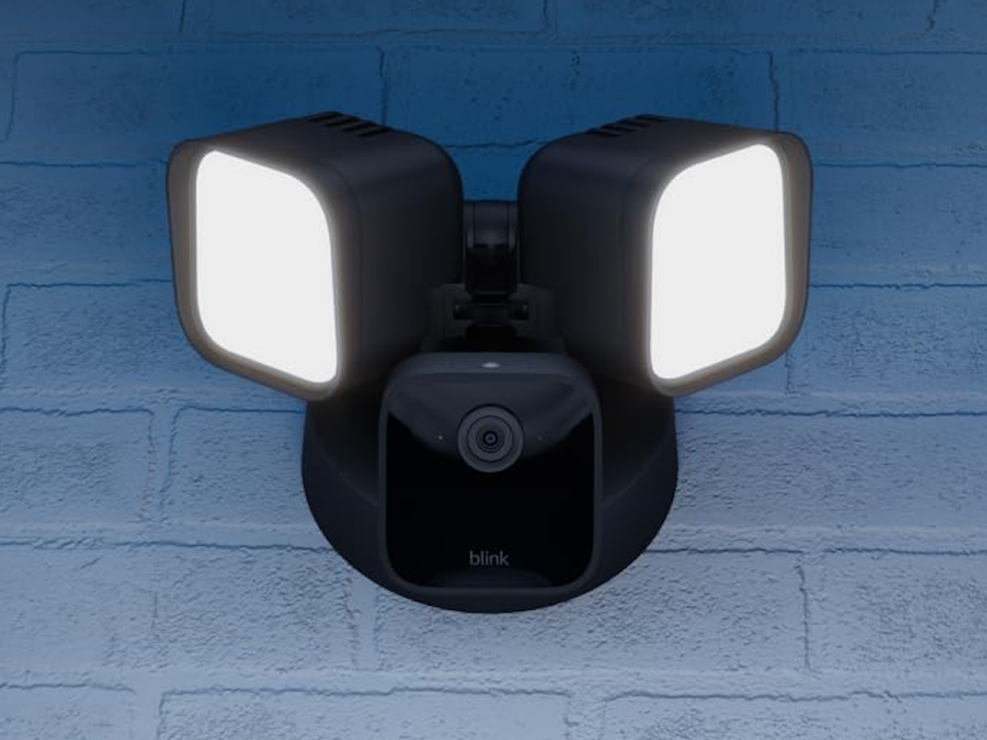 Blink Wired Floodlight Camera - Smart security camera