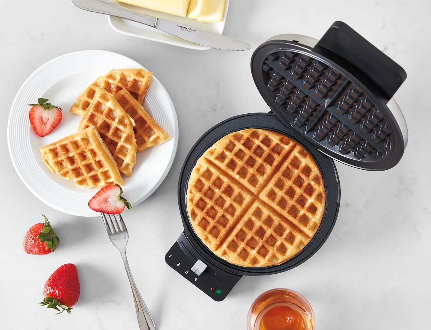 Cuisinart Waffle Maker 1250W Round Classic Waffle Iron