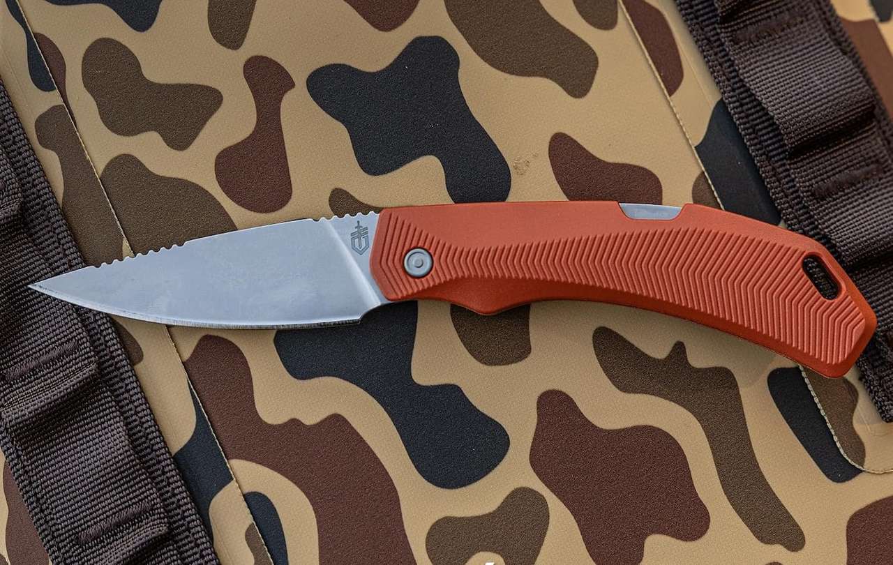 Gerber Gear Forefront EDC Folding Pocket Knife