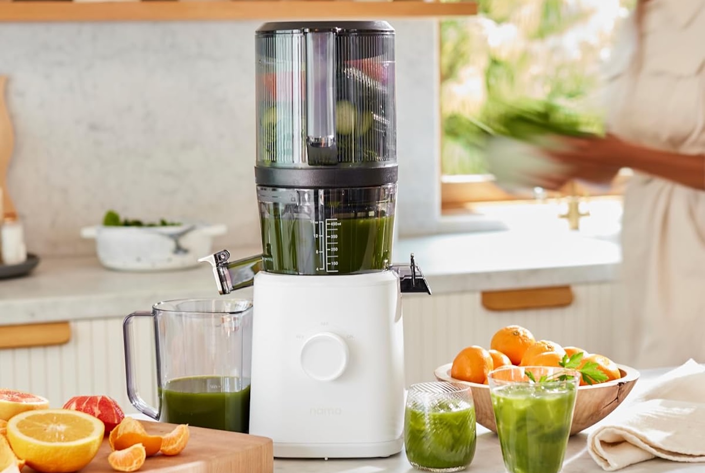 Nama J2 Cold Press Juicer Hands-Free