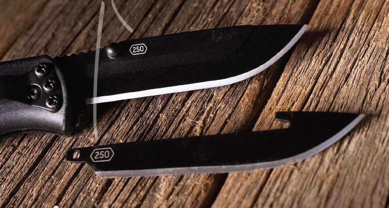 OUTDOOR EDGE Razor EDC Lite Folding Pocket Knife with Clip 2