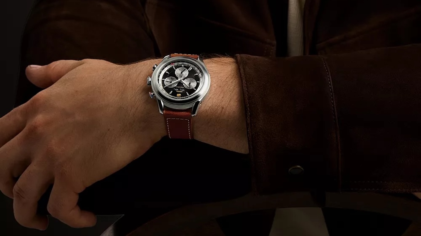 Signature CS 1 42mm Master Calendar Chronoquartz Brown Leather Watch 2