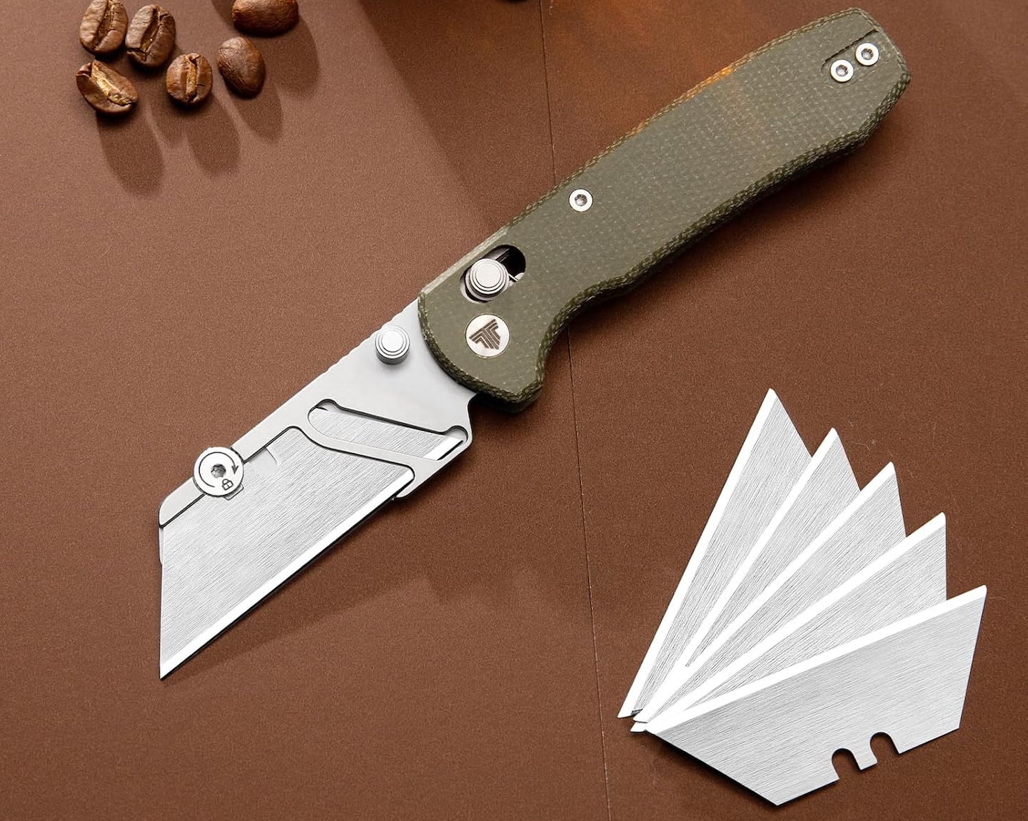TRIVISA Folding Utility Knife Puppy-GM Design