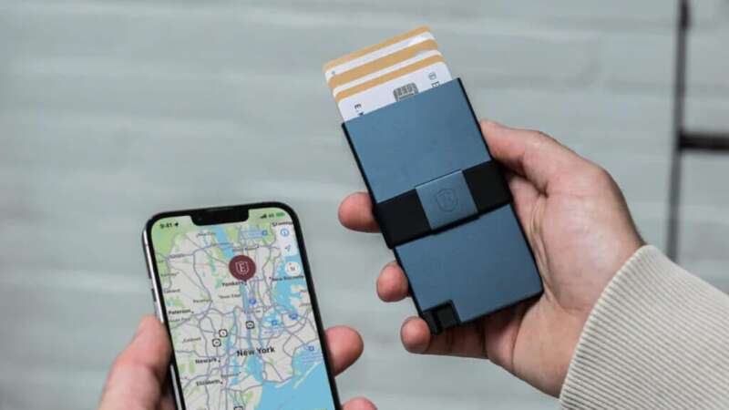 These 4 Minimalist Wallets Take Very Different Approaches to Everyday Carry