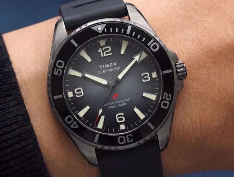 Timex Deepwater Arctic 200 Black Dial 3