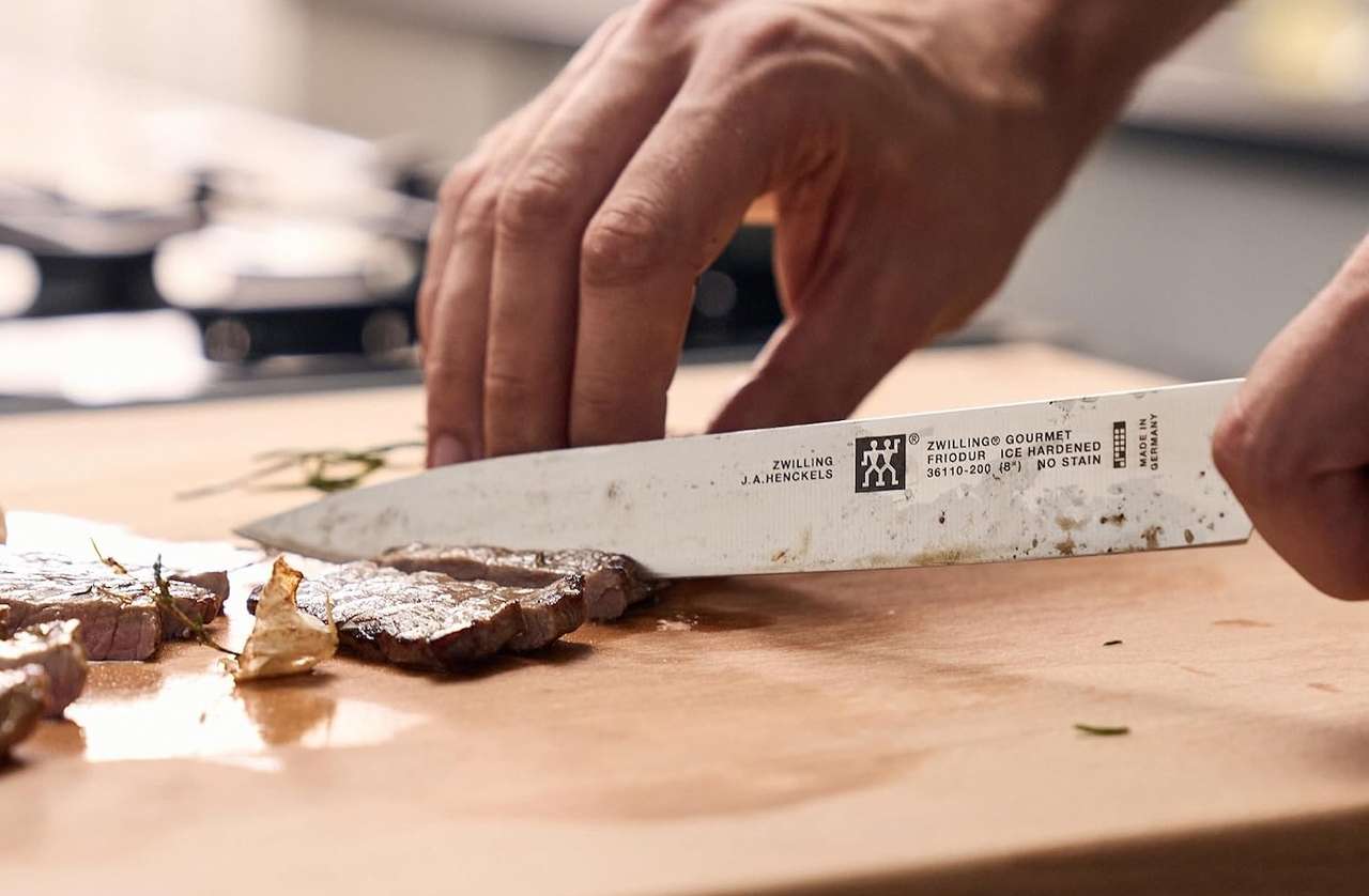ZWILLING Pro 8 Inch SlicingCarving Knife