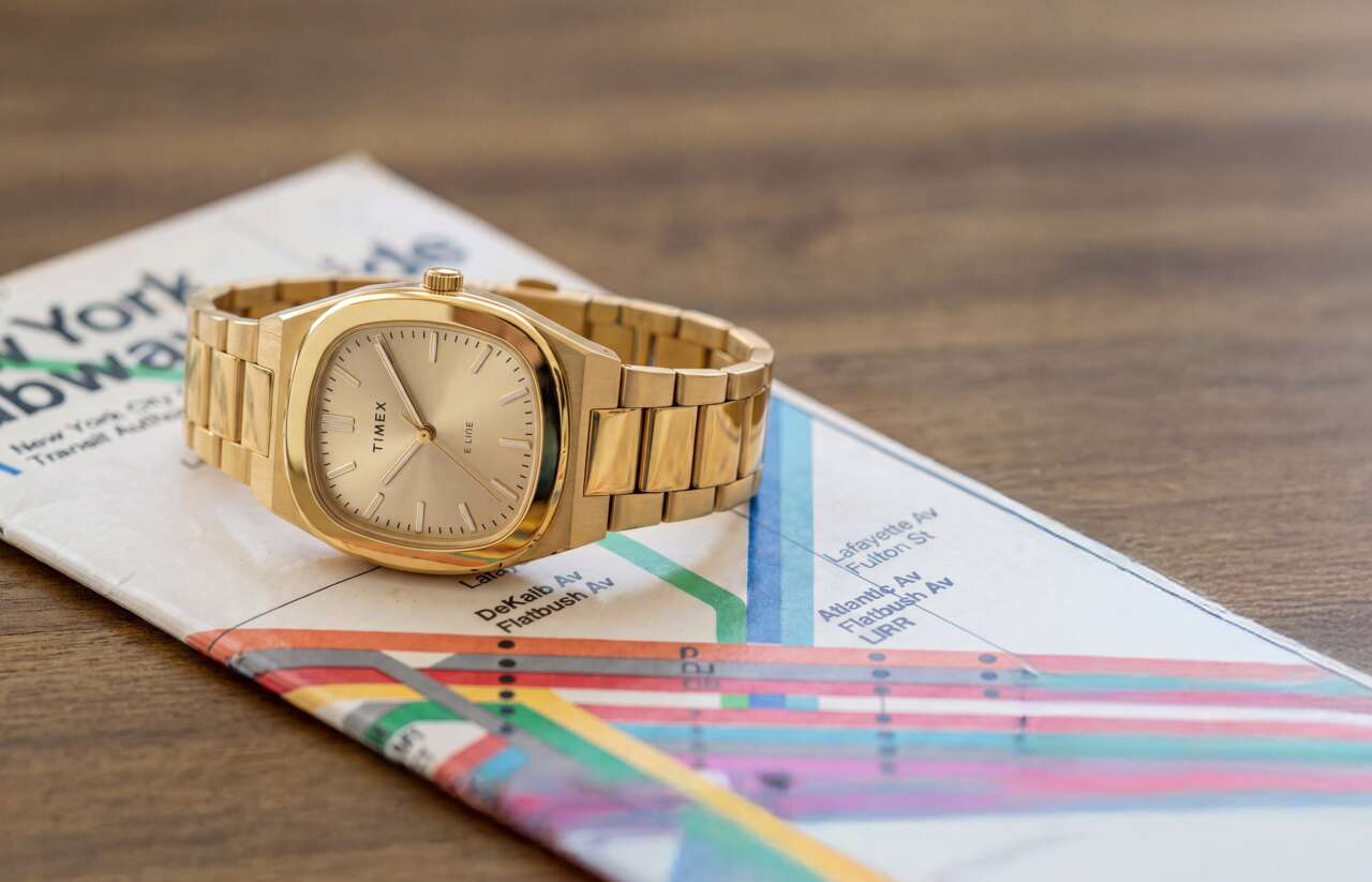 4 Watches for Smaller Wrists, Everyday Timing, and Travel