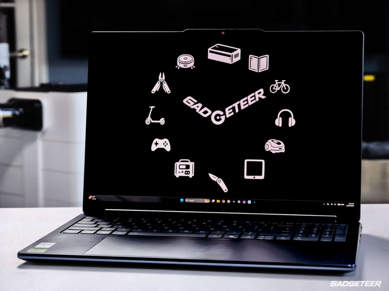 lenovo yoga 9n 2 in 1 rtx spark review 271